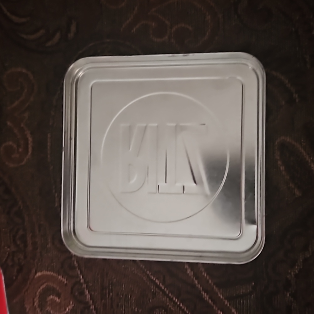 Ritz tin - Picture 7 of 7